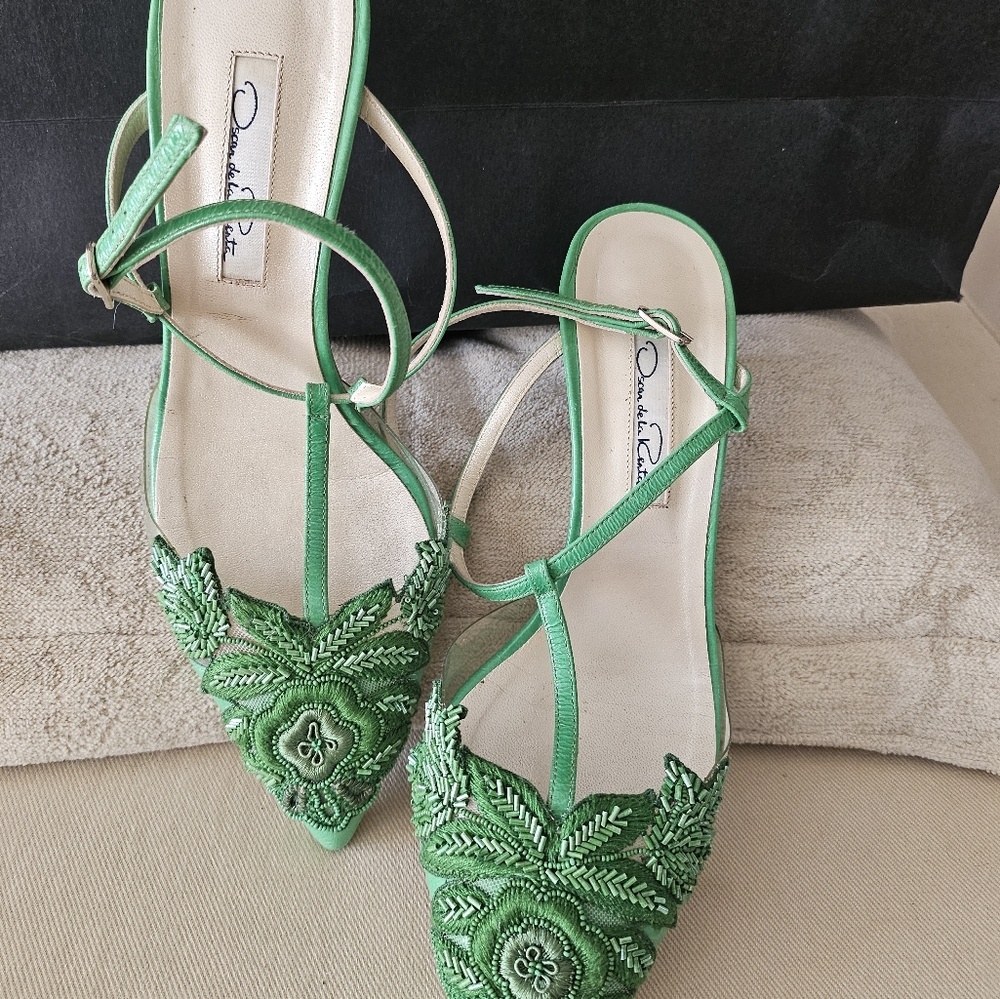 Oscar de la Renta Green Women's Sandals
